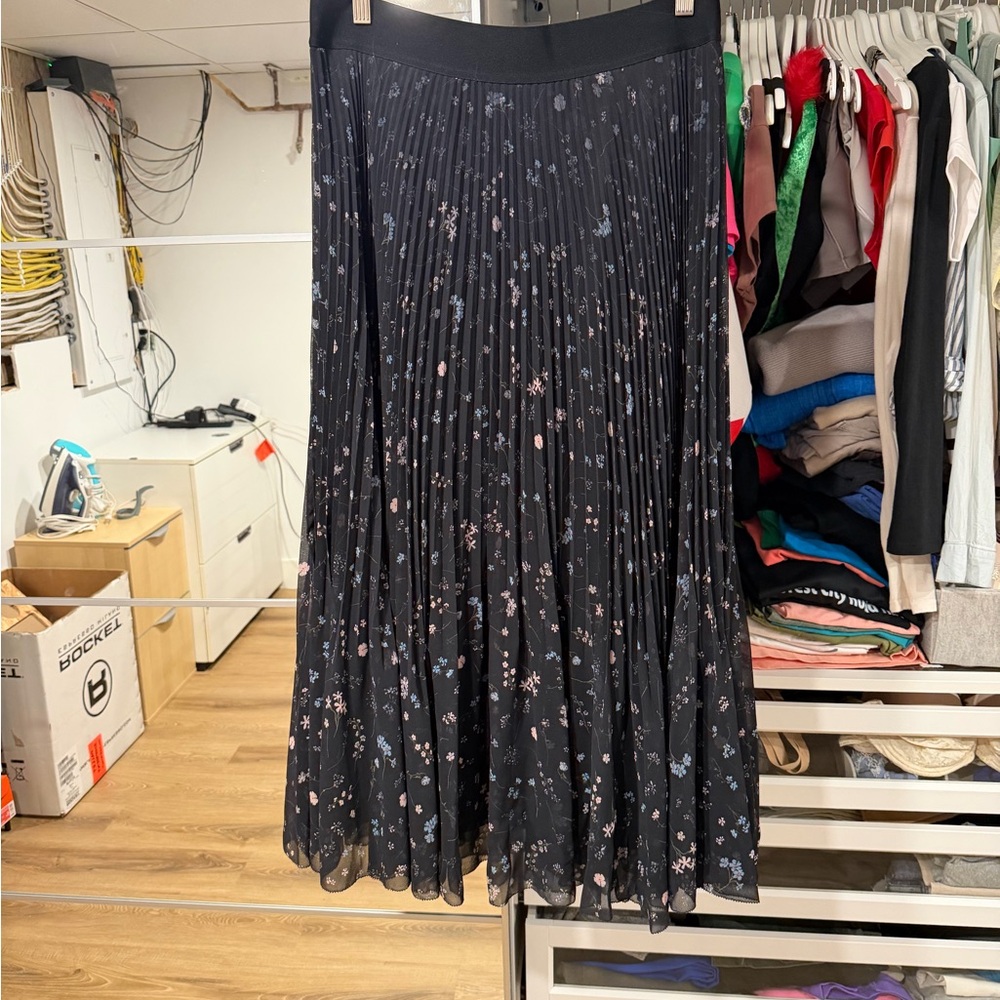 Wilfred Black Floral A-Line Skirt